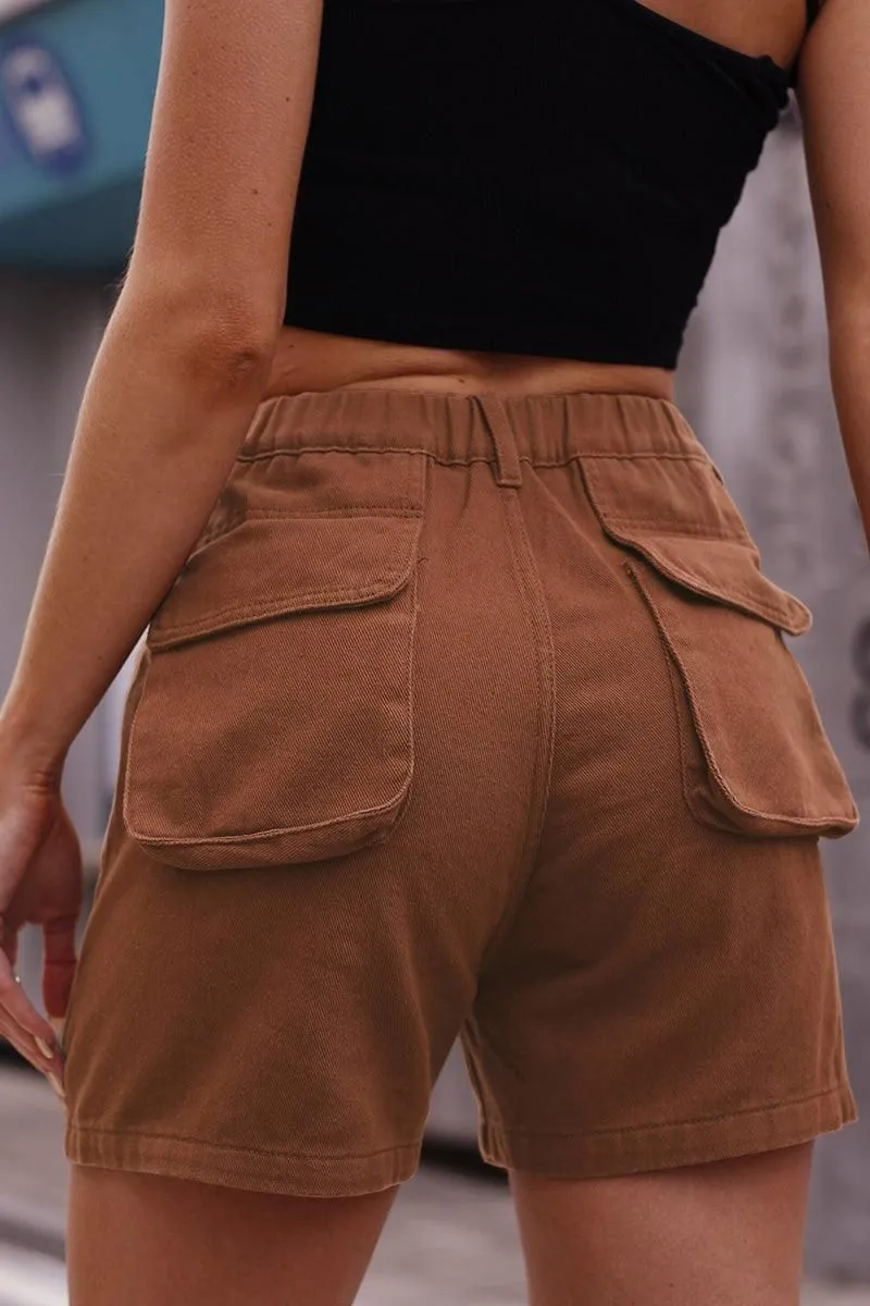 BIG POCKET ELASTIC WAIST CASUAL CARGO SHORTS